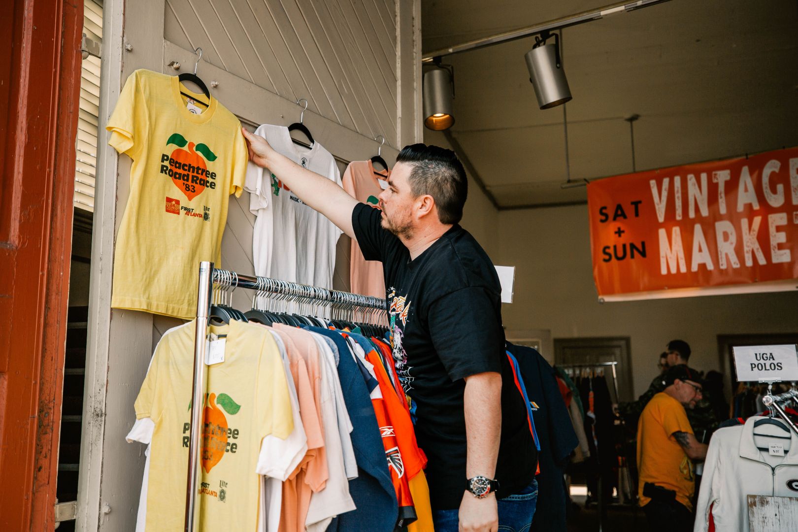 13 Best Places to Buy Vintage T-Shirts